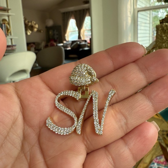 10k initial pendant - Picture 2 of 4